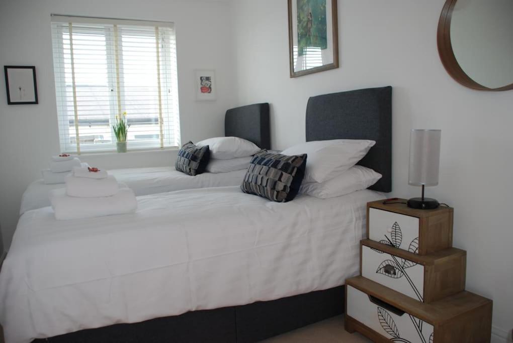 Wow I'M Living On The Beach. Luxury 4 Bed Sleeps 8 Pagham Zewnętrze zdjęcie