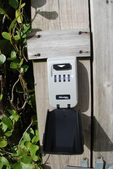 Wow I'M Living On The Beach. Luxury 4 Bed Sleeps 8 Pagham Zewnętrze zdjęcie