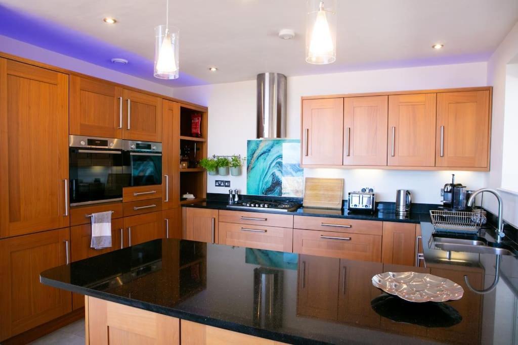 Wow I'M Living On The Beach. Luxury 4 Bed Sleeps 8 Pagham Zewnętrze zdjęcie