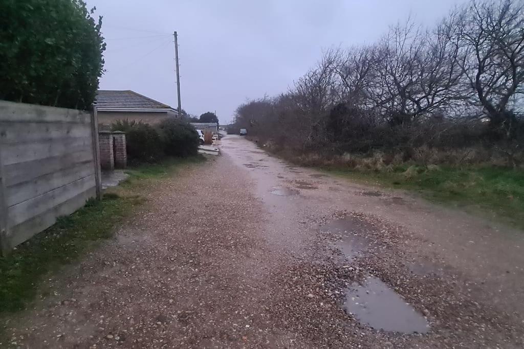 Wow I'M Living On The Beach. Luxury 4 Bed Sleeps 8 Pagham Zewnętrze zdjęcie