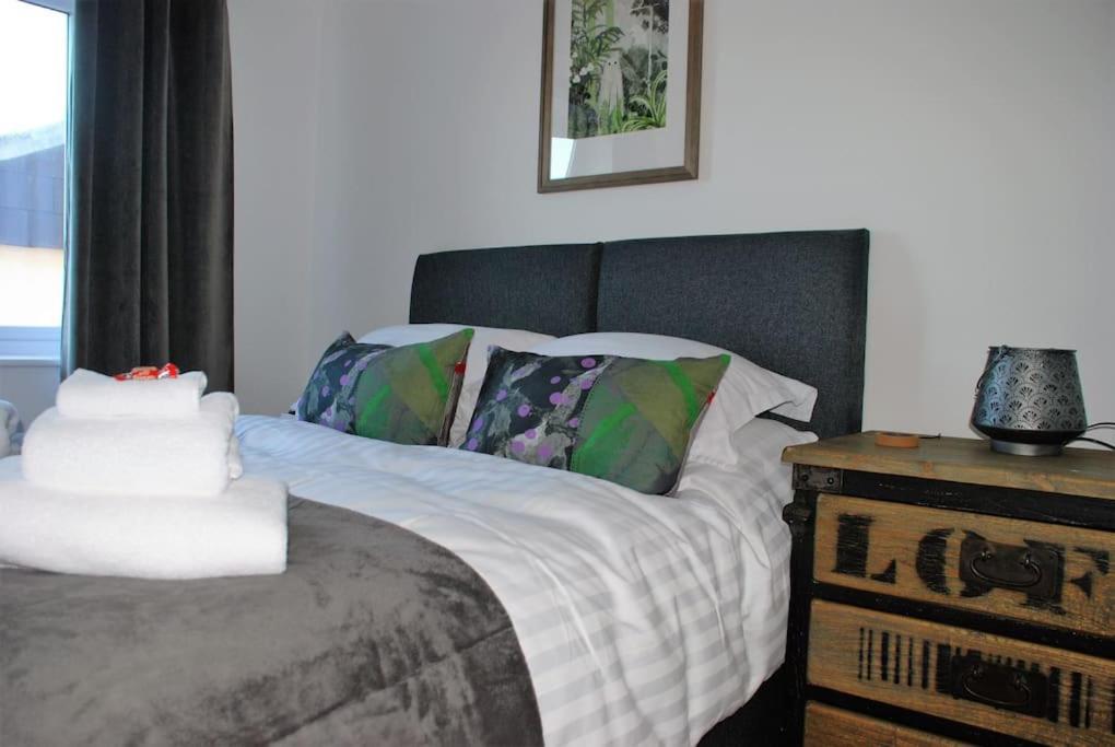 Wow I'M Living On The Beach. Luxury 4 Bed Sleeps 8 Pagham Zewnętrze zdjęcie