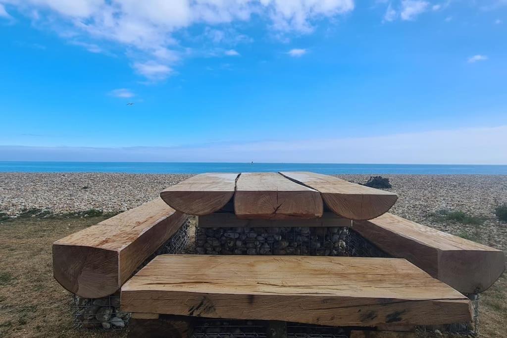 Wow I'M Living On The Beach. Luxury 4 Bed Sleeps 8 Pagham Zewnętrze zdjęcie